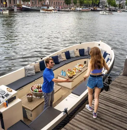 Amsterdam Bateau Strip - boissons à volonté ! Amsterdam Bateau Strip - boissons à volonté !