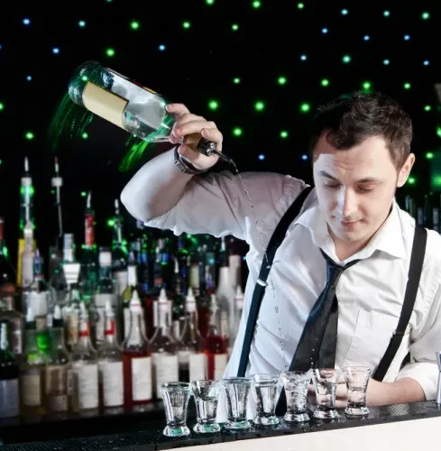 Cracovie TOURNÉE DE DÉGUSTATION DE VODKA Cracovie TOURNÉE DE DÉGUSTATION DE VODKA
