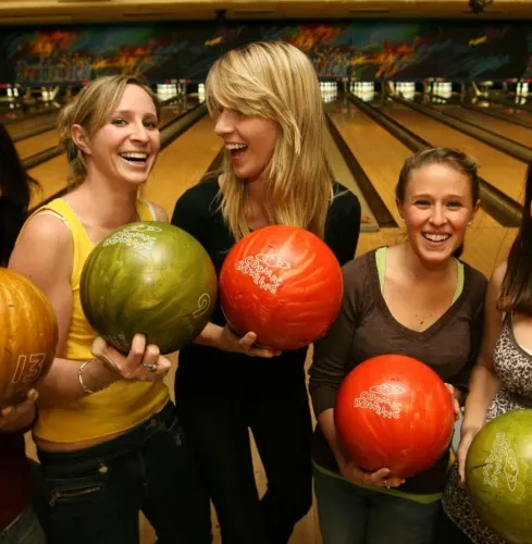 Varsovie BOWLING Varsovie BOWLING